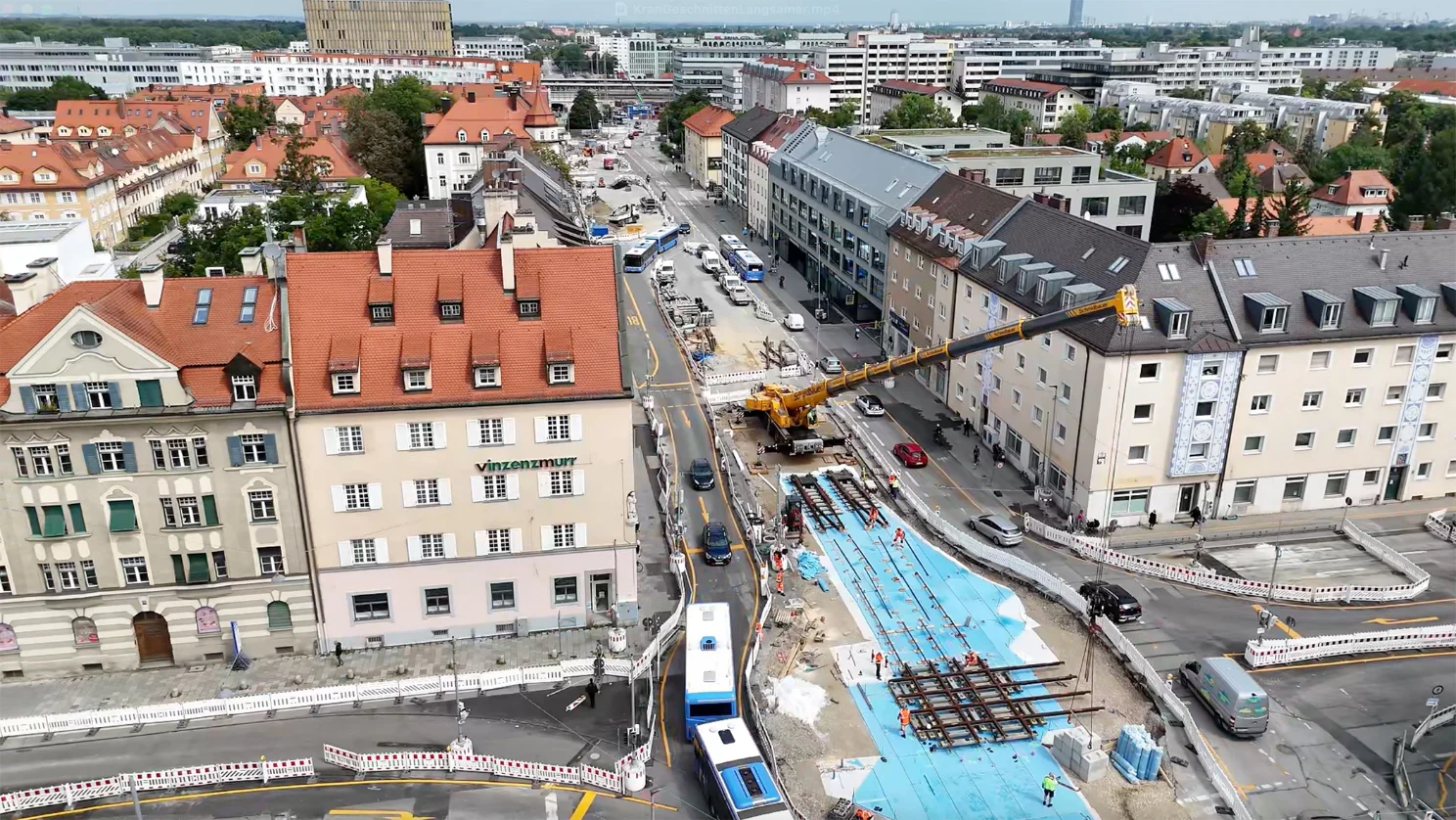 Die neue Gleiskreuzung in der Fürstenrieder / Agnes-Bernauer-Straße mit Blick in Richtung Laim Bf.