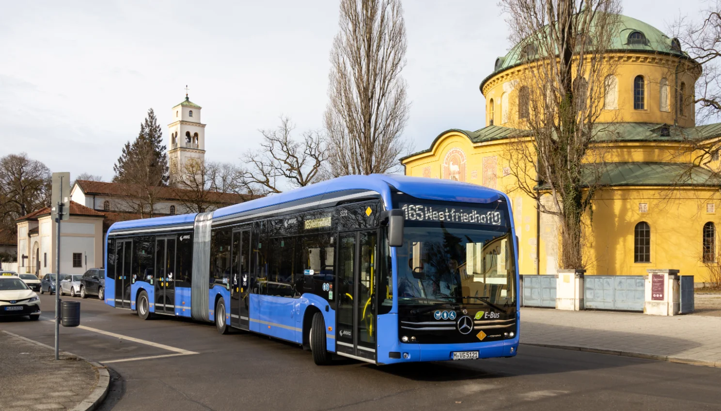Neuer E-Bus Neuer E-Bus