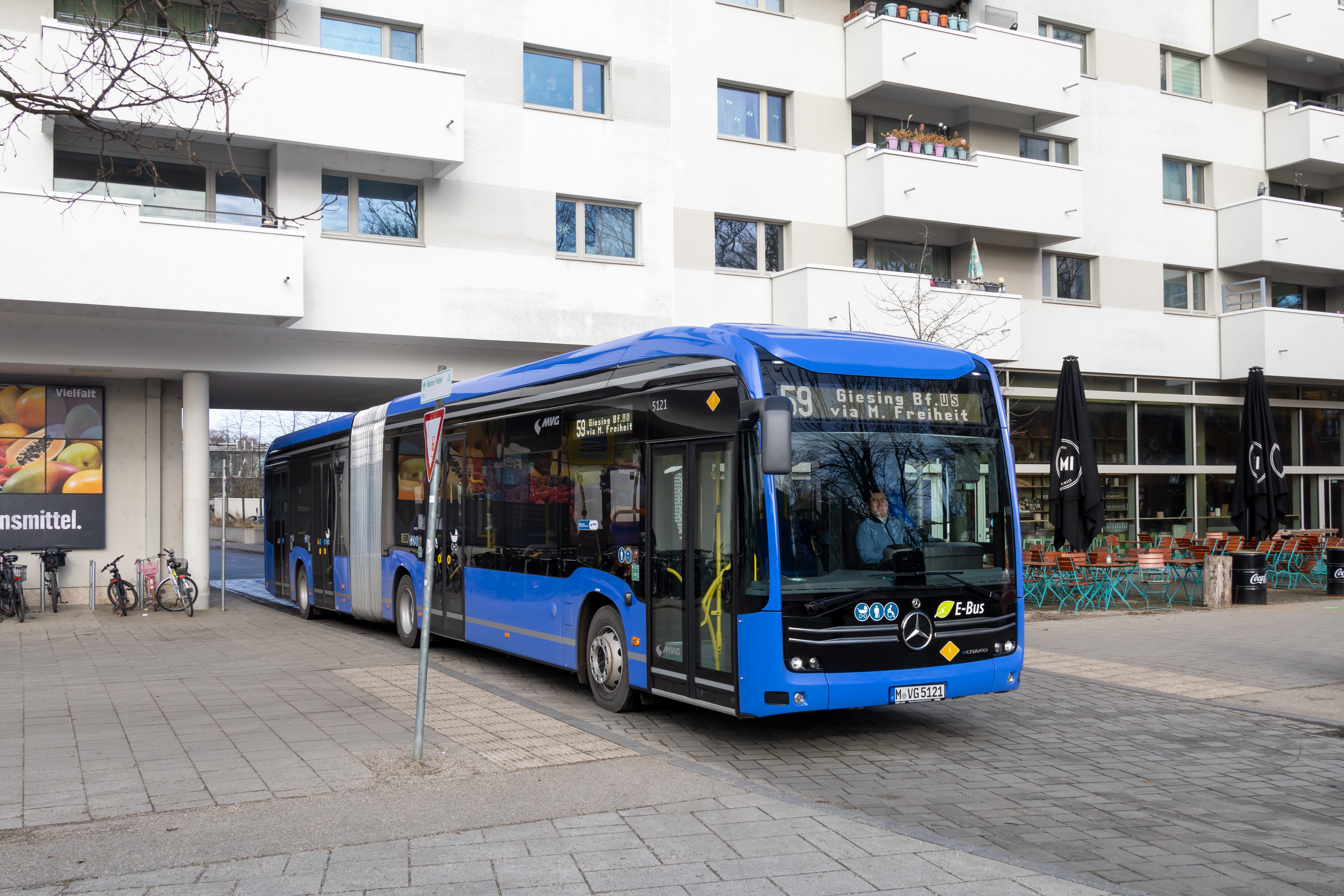 Neuer E-Bus